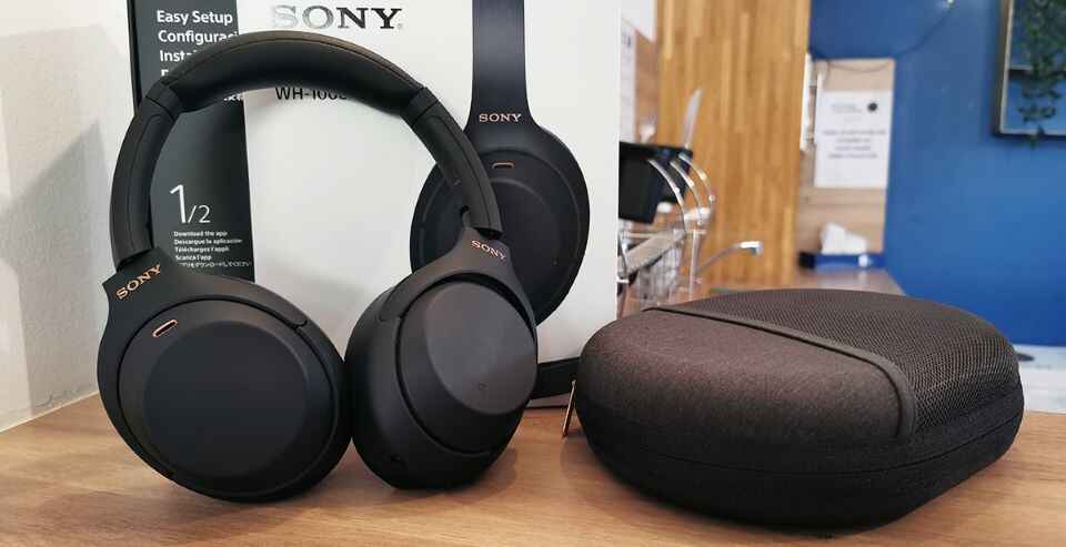 Sony WH-1000XM4 headphones